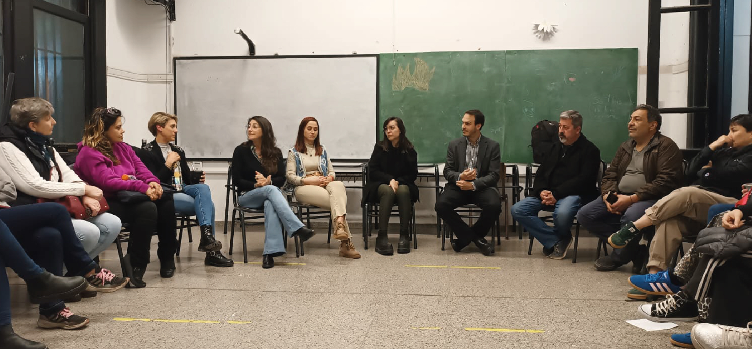 Charla-debate por el Día del Calígrafo Público