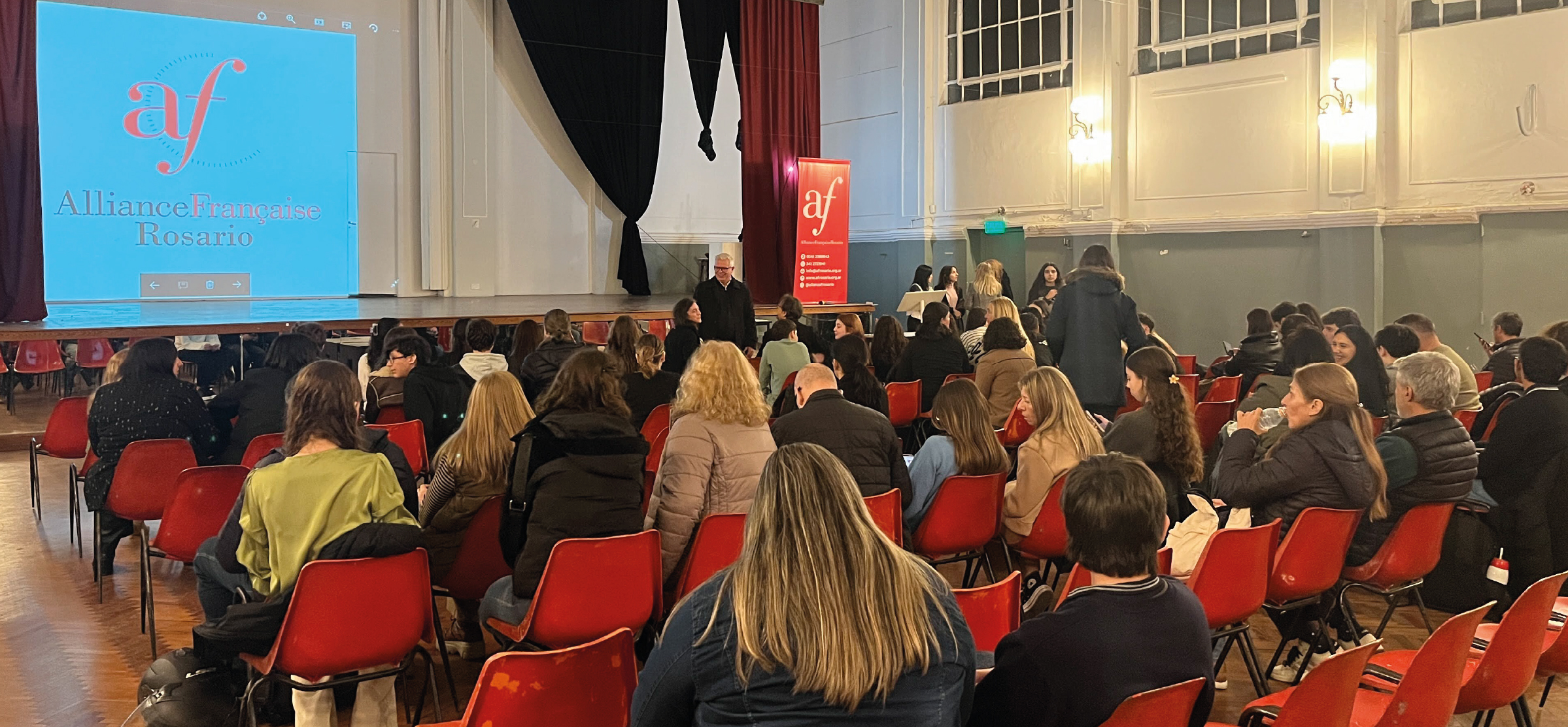 Entrega de Diplomas DELF
