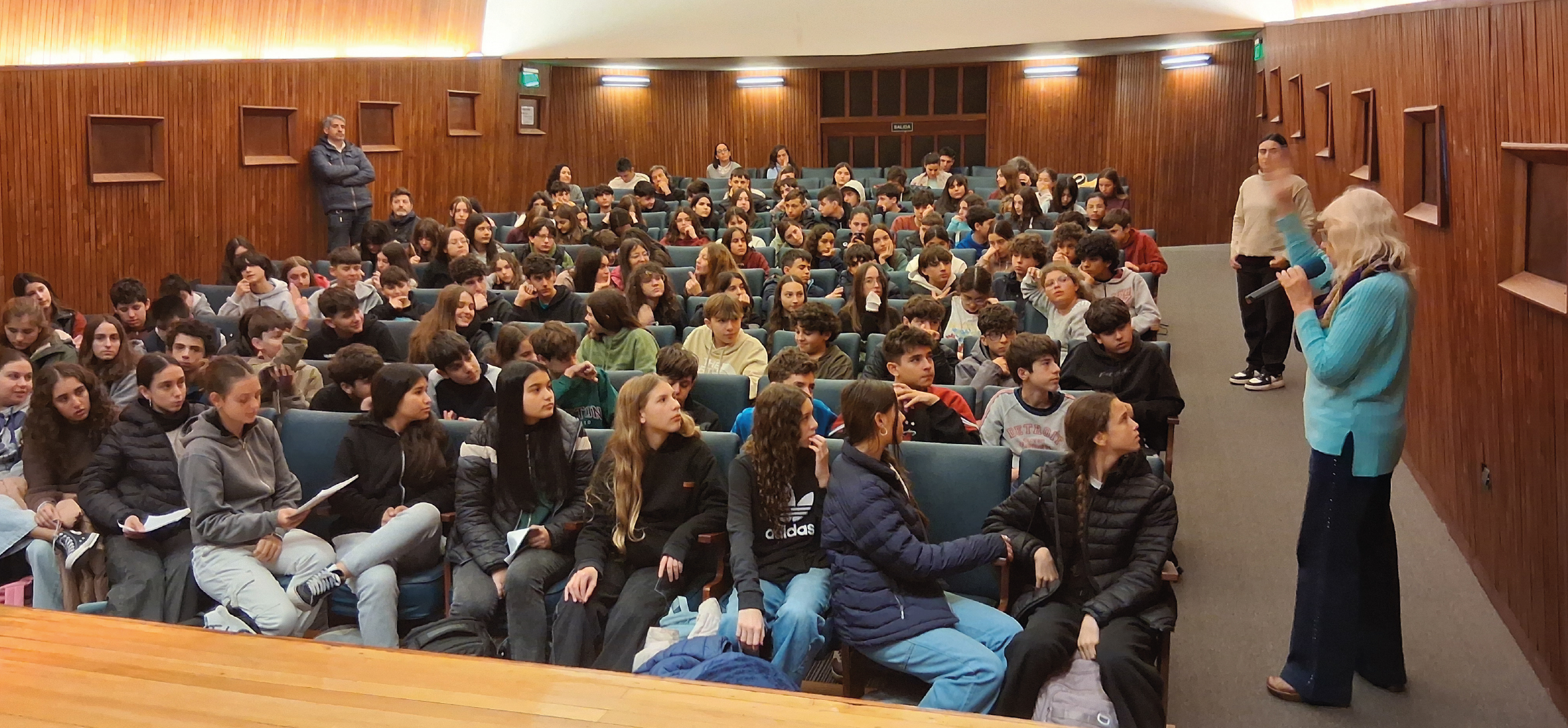 Encuentro con la escritora Lydia Carreras de Sosa