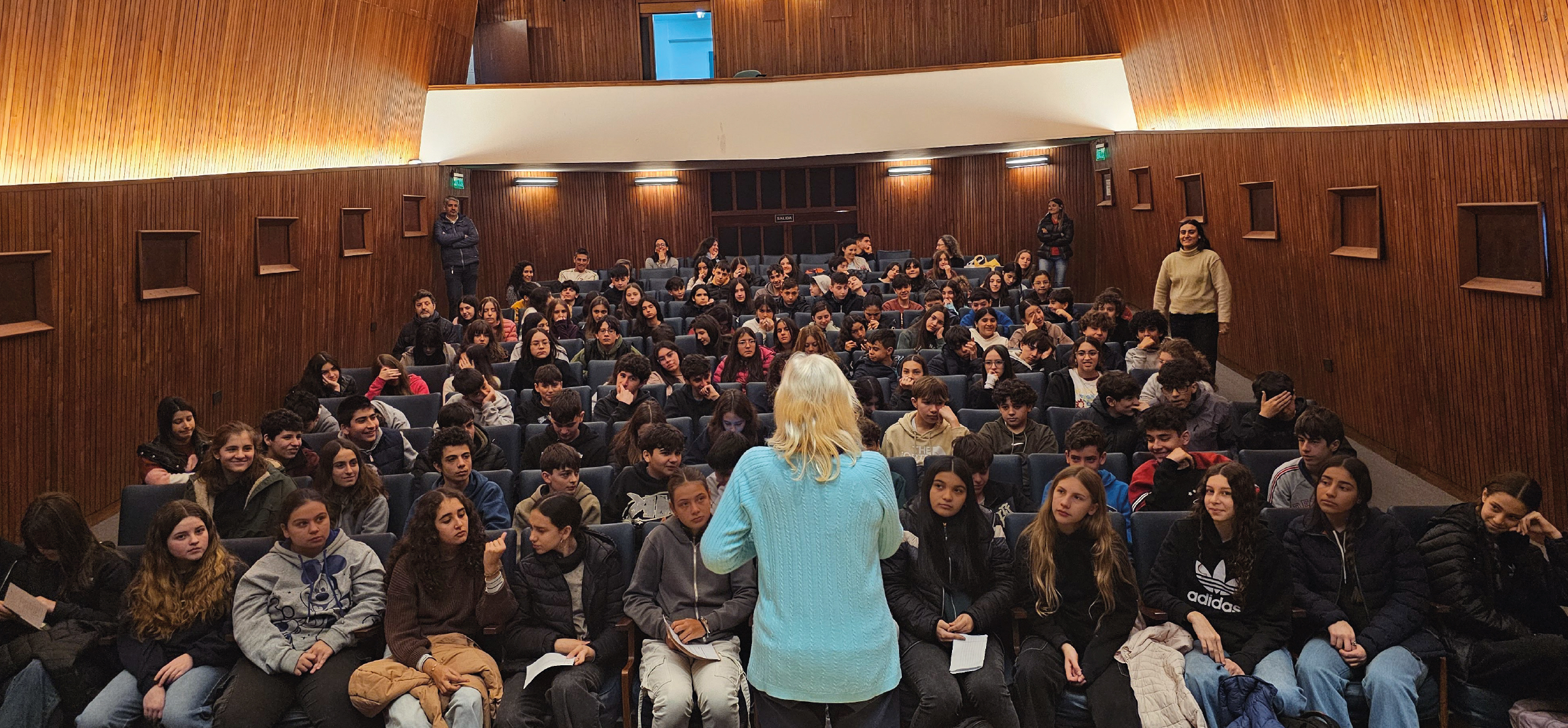 Encuentro con la escritora Lydia Carreras de Sosa