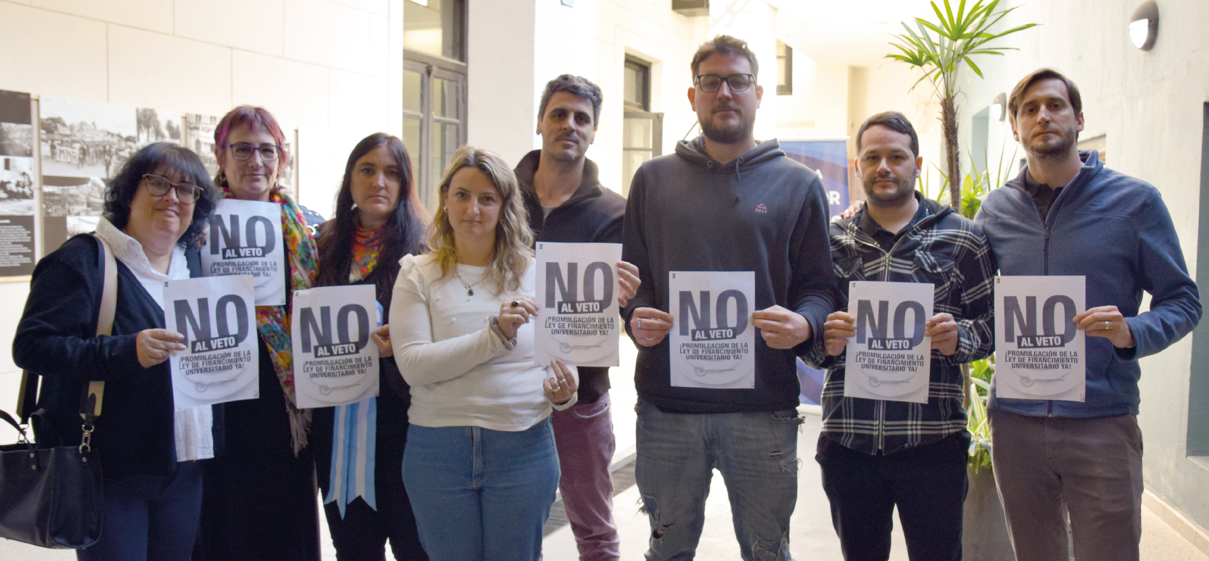 Muestra Itinerante “El Movimiento estudiantil de la Universidad a la calle”