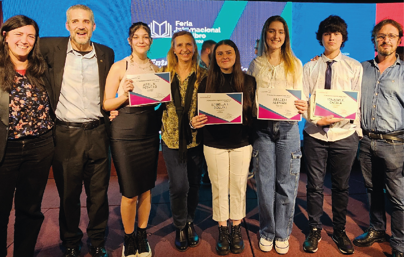 Ganadores del Concurso Literario Intercolegial